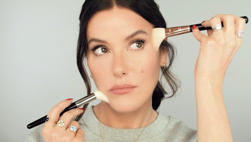 Ellen Tracy, Makeup, Ellen Tracy Glamorous Makeup Essentials Eyeshadow  Complexion Mascara New